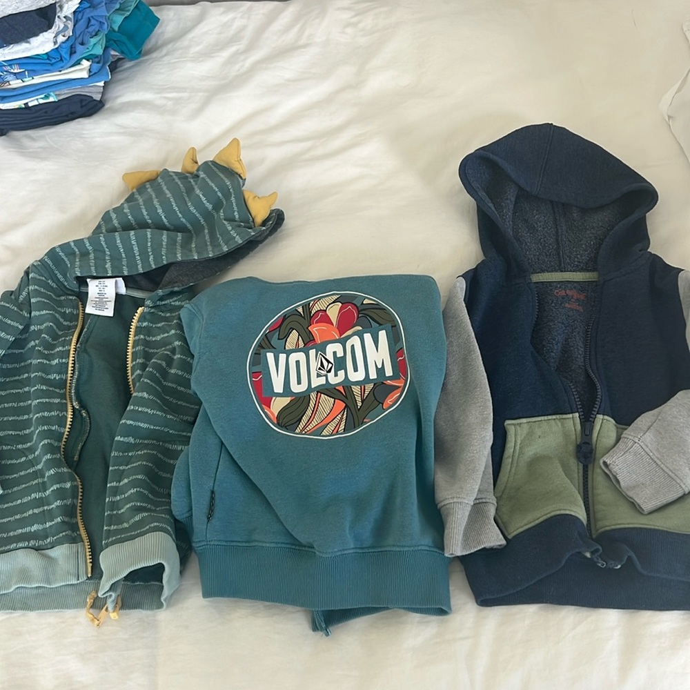 2T Boy Hoodies - Lot of 3 - Volcom and Cat and Jack